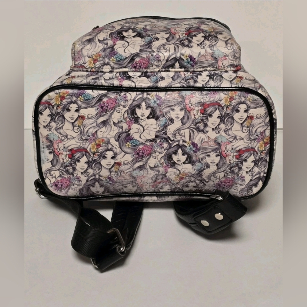 Loungefly OG Disney Parks Princesses Sketch AOP Backpack - Extremely Rare - Picture 7 of 16